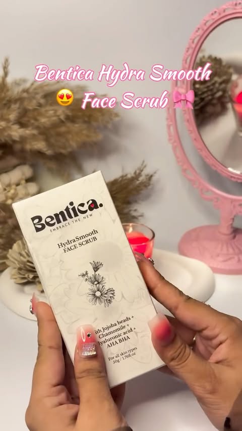 Instagram post by @glowingskinugc._ for Bentica Skincare. Caption reads: [...] @glowingskinugc._ #collab #Bentica....