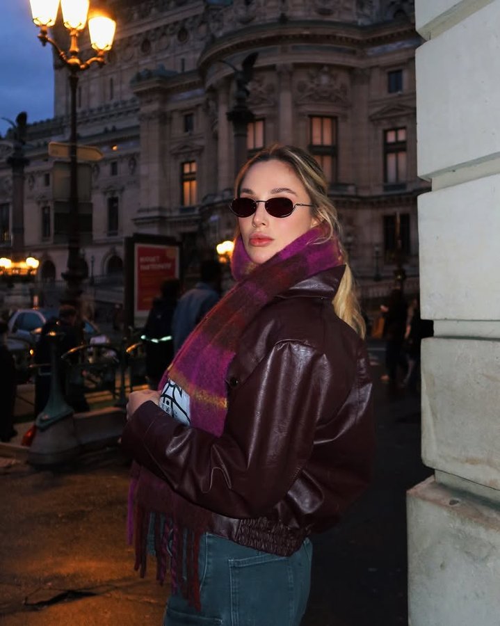 Instagram post by an influencer for Diesel. Caption reads: Not: Bir daha bu mevsimde Paris’e gidersem termal....