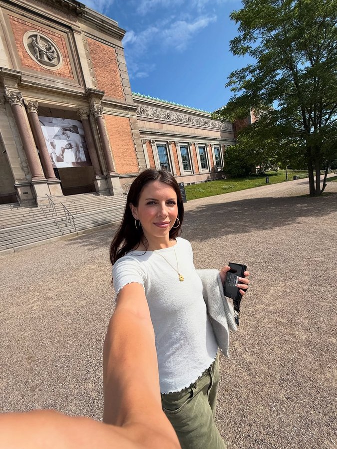 Instagram post by @annieineventyrland for Botané. Caption reads: Chicken pox diaries 🥲 tags include reklame.