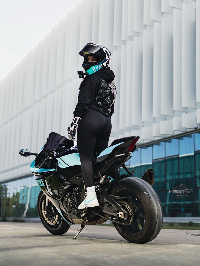 Instagram post by @lylyhanou for RAVEN Moto. Caption reads: [...] @kyt_canada (BYKERLYDZKYT)
📌 @ravenmoto....