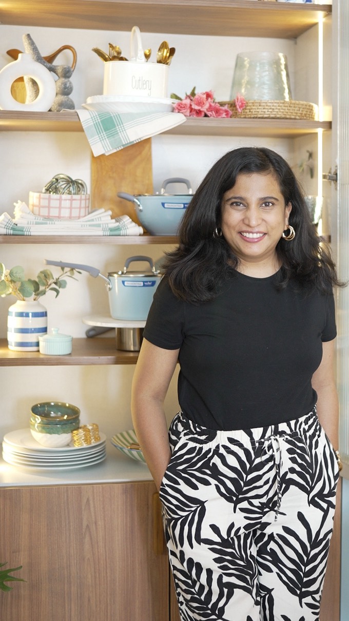 Instagram post by @thatyellowtrunk for Tramontina. Caption reads: [...] too.
As an interior designer, I love how the....