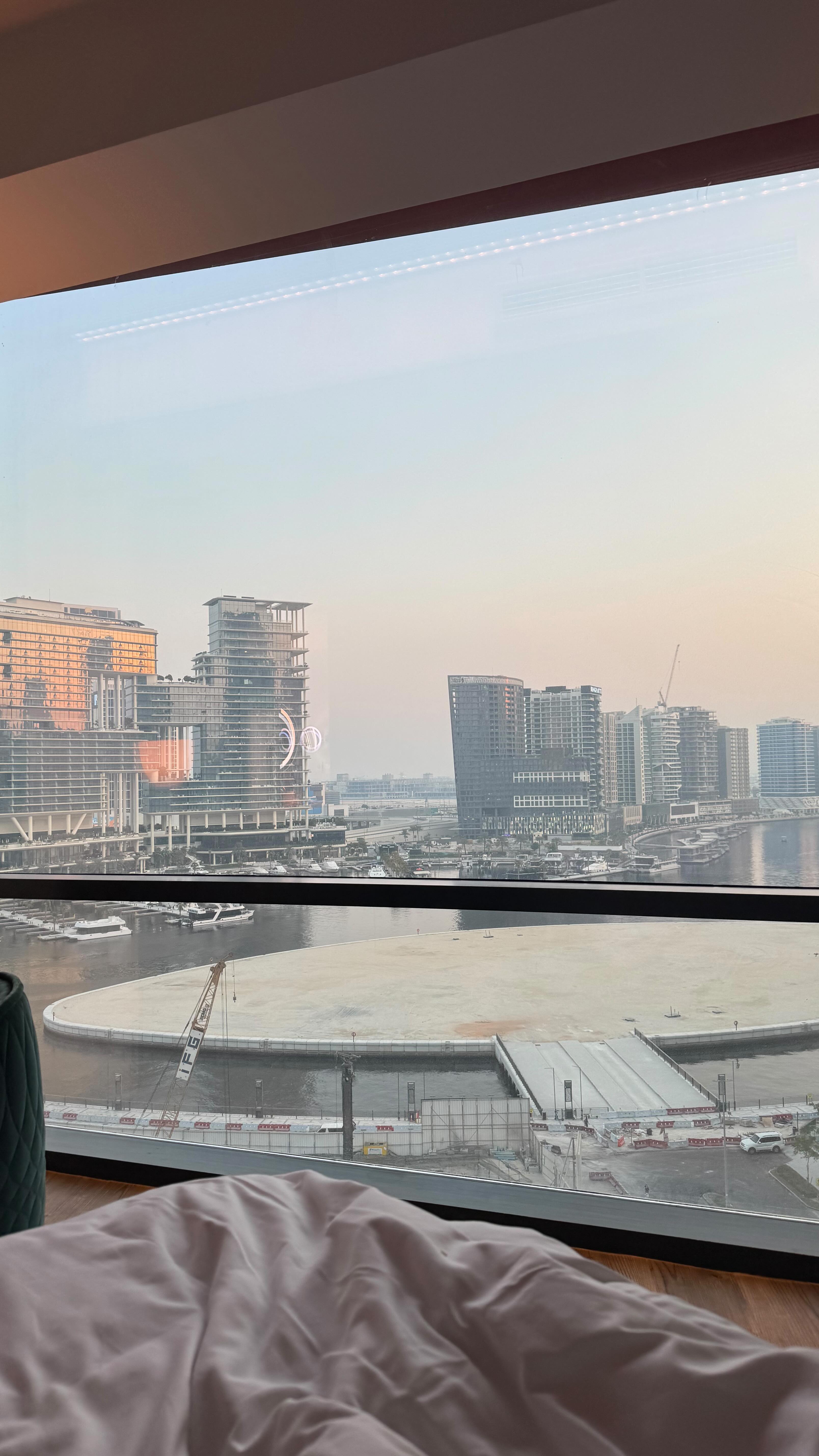 Instagram post by @annkurtoglyan for POIZON. Caption reads: Shopping made easy with @poizonapp 🛍️
POlZON....