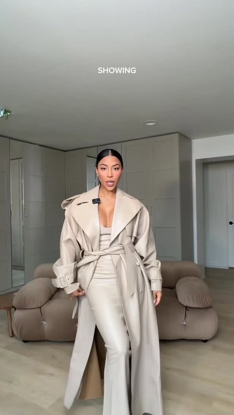 Instagram post by @jamieegabrielle for JLUXLABEL. Caption reads: [...] a special discount ✨ . . . . . . . . .....