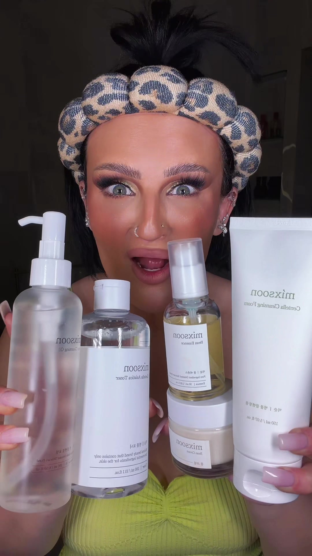 TikTok post by @mikaylanogueira for mixsoon. Caption reads: UM @mixsoon THIS PRICE CANT BE RIGHT?!....