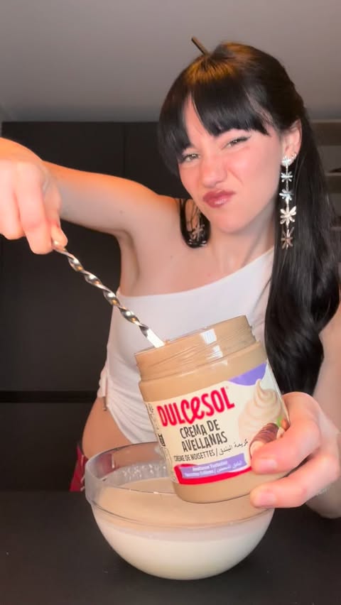 Instagram post by @_boukie_ for Dulcesol. Caption reads: [...] con la crema de avellana de @dulcesol.