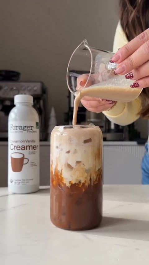 Instagram post by @coffeewithrafaela for Forager Project. Caption reads: Cinnamon Toast Crunch Latte 🤎✨
Slow sips, slow....