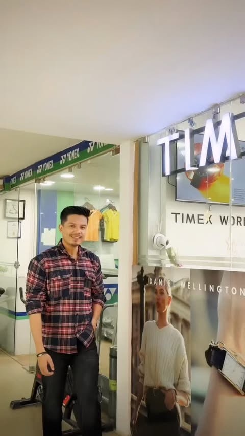 Instagram post by @mithun_debbarma_official for Timex. Caption reads: [...] with loved ones, that never fade.
#timex....