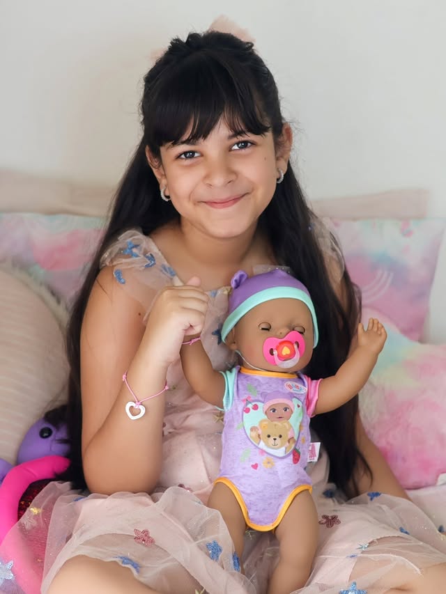 Instagram post by @ninak_official_ for Prima Toys. Caption reads: [...] enter : 
- Follow @ninak_official_ &....