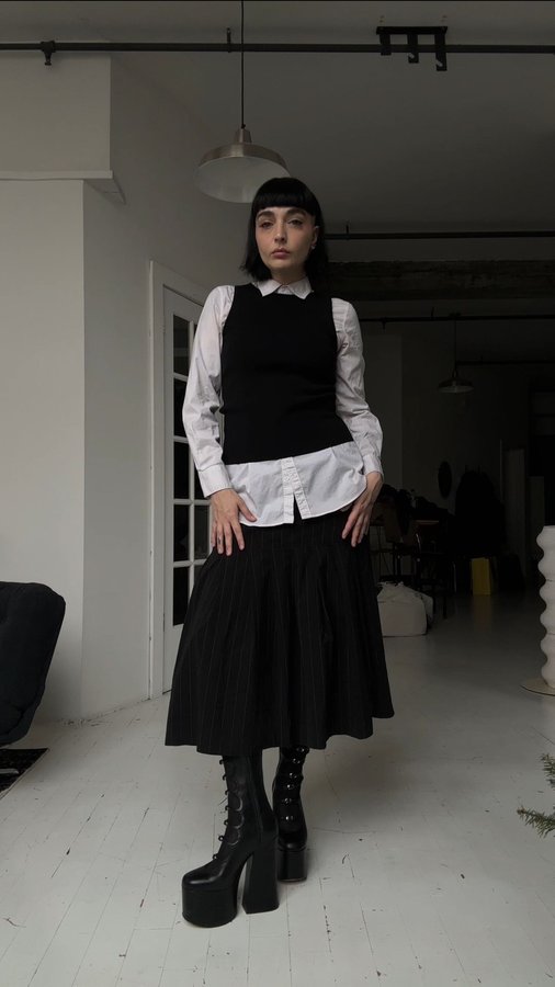 Instagram post by @closetvomit for Sheertex. Caption reads: a lil grwm for u!!! a good fit is only as good as....