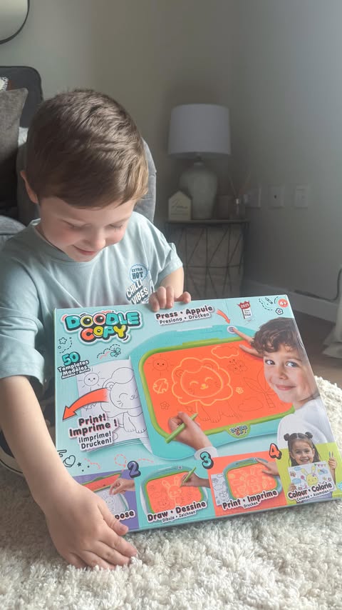 Instagram post by @shannen.harrison.x for Canal Toys. Caption reads: Doodle copy draw ✍️ AD| Draw, copy, print and....