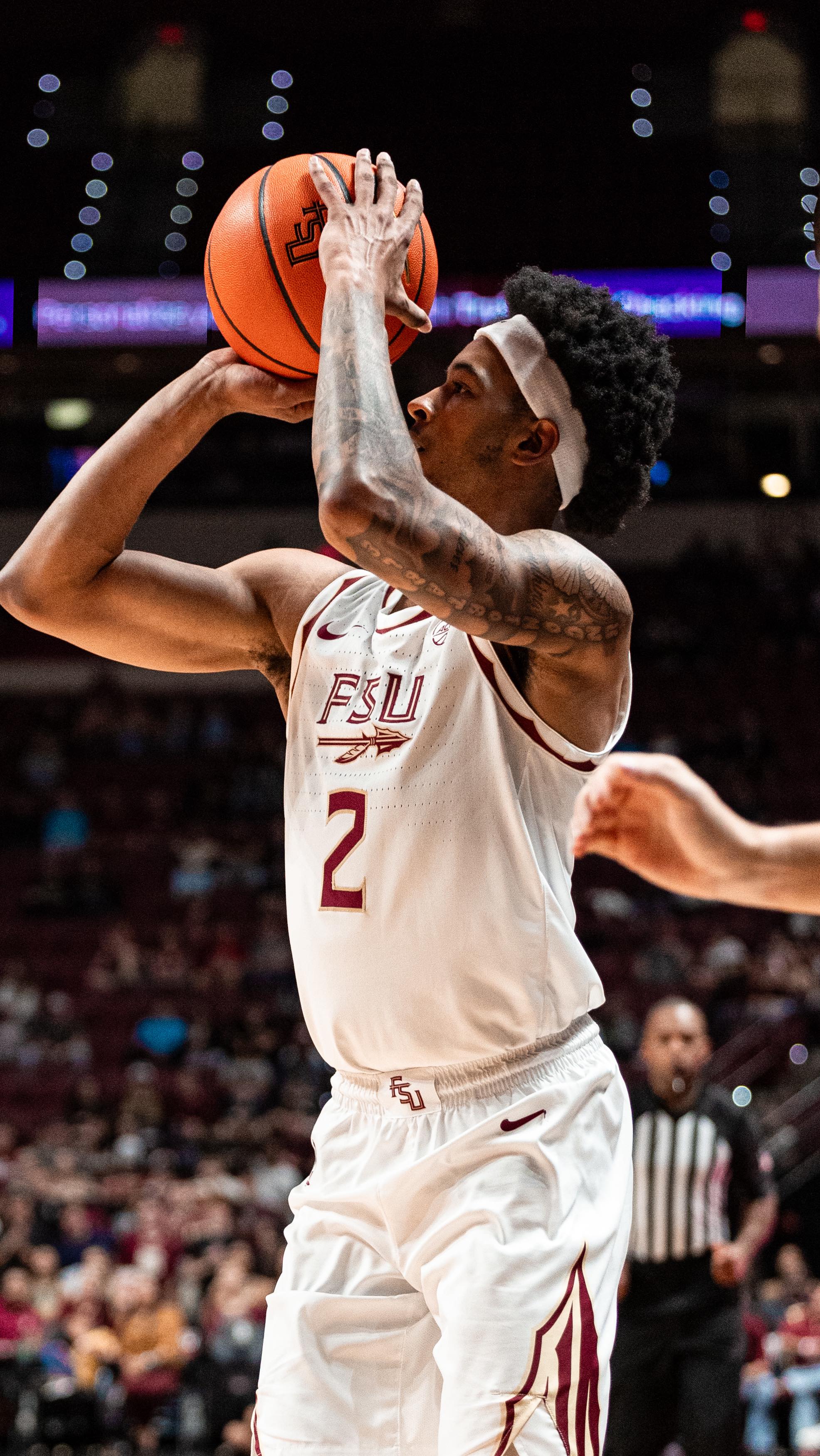 Instagram post by @fsuhoops for Truist. Caption reads: Tipoff in 2️⃣4️⃣ hours

#Connected | @truist.