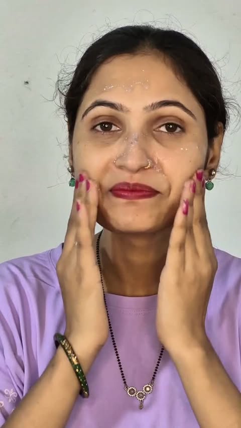 Instagram post by @sarika_homeremedies for Aqueria. Caption reads: Comment peel for link 🔗.