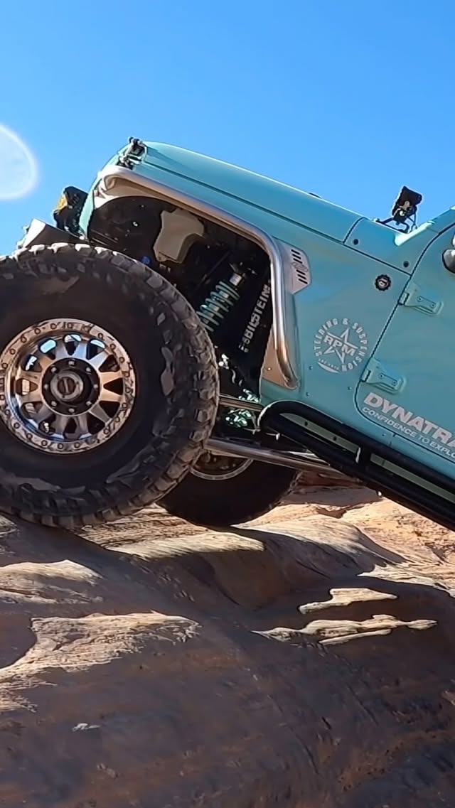 Instagram post by @aquajeepgirl for EZ FLATE. Caption reads: [...] to save 10% @bajadesigns @prpseats @EZflate....
