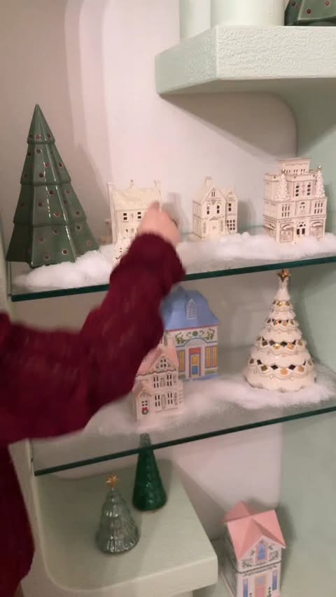 Instagram post by @samswhurld for Lenox. Caption reads: Decorating the dining room using some of @lenox....