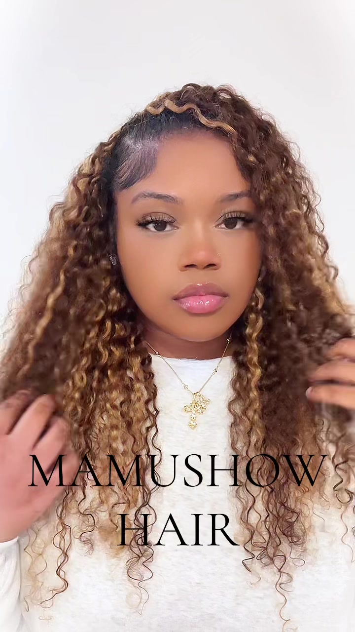 TikTok post by @itsjustnyissa for Mamushow Hair. Caption reads: [...] Honey Blonde EATS Everytimeeeee🤏🏽....