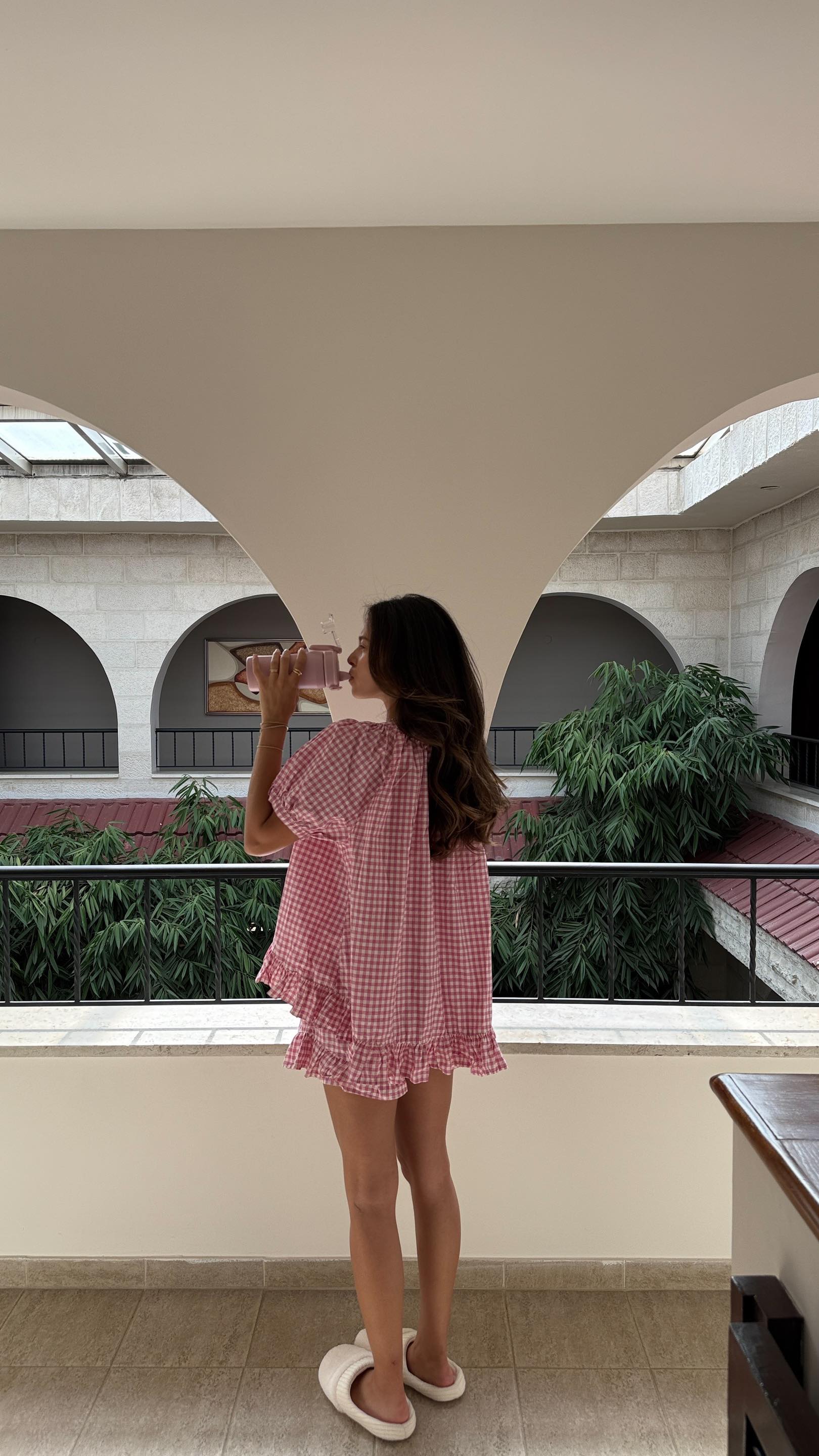 Instagram post by @zeinkurdi for Manna Hydration. Caption reads: Spend the morning with me using my favorite....