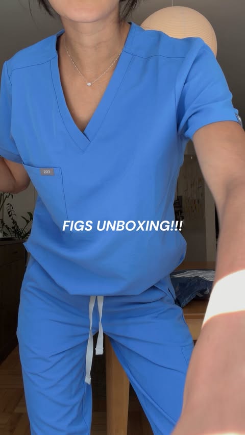 Instagram post by @jadelerner.md for FIGS. Caption reads: ily @wearfigs !!! #wearfigs #figsambassador use....
