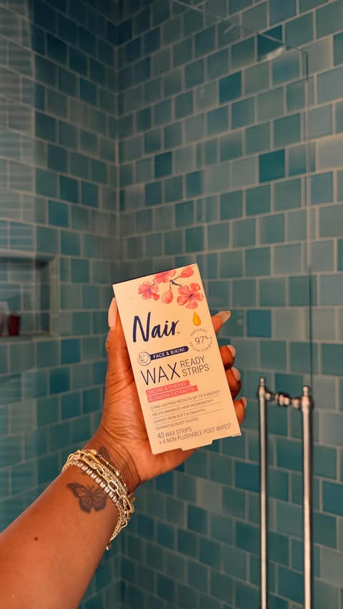 Instagram post by @abakasante for Nair. Caption reads: [...] and easy.. should we do this again? 👀....