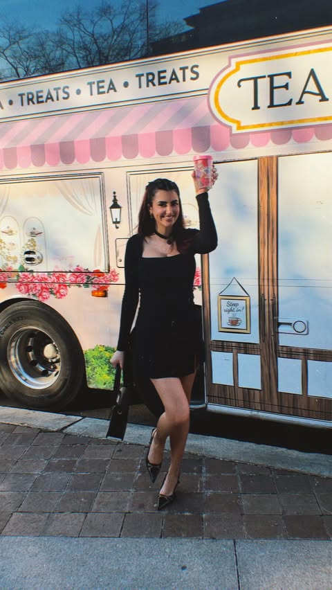 Instagram post by @daniiebe_ for Tea Around Town. Caption reads: [...] in one ride. . . . #TATInfluencer....