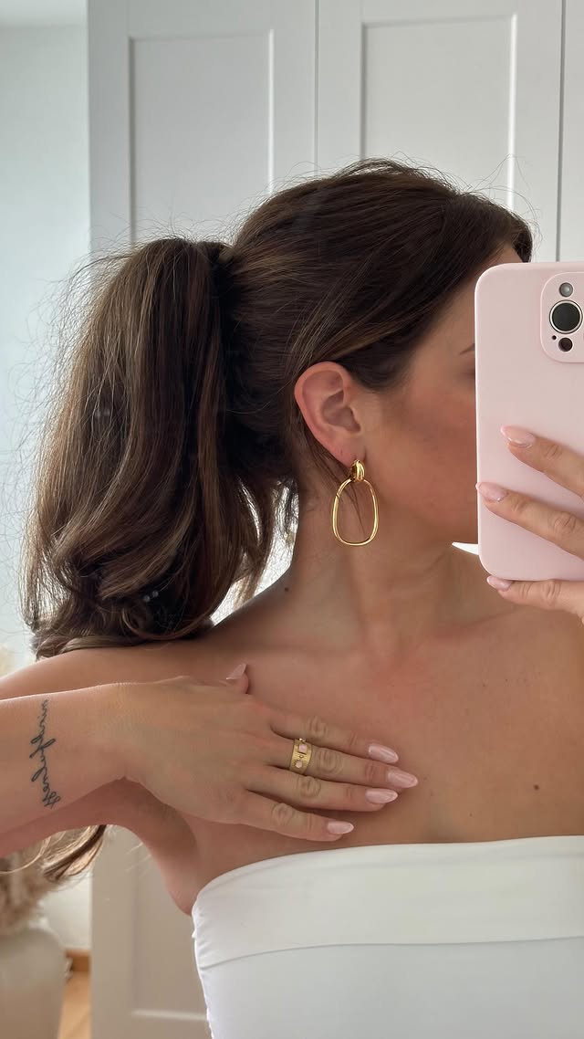 Instagram post by @krissiklr for PAUL VALENTINE. Caption reads: It’s all about the Details ✨🤍 w/ @paulvalentine....