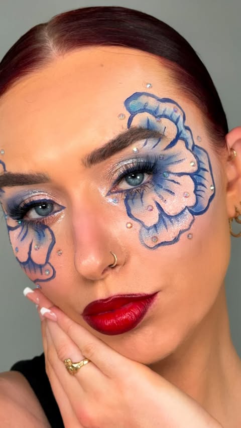 Instagram post by @emmafarrellmakeup for Florasis. Caption reads: [...] inspired makeup 💙 Using all....