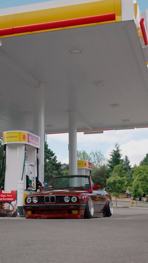 Instagram post by @loreninhd for Shell. Caption reads: Stop by your nearest Shell station, scan the QR....