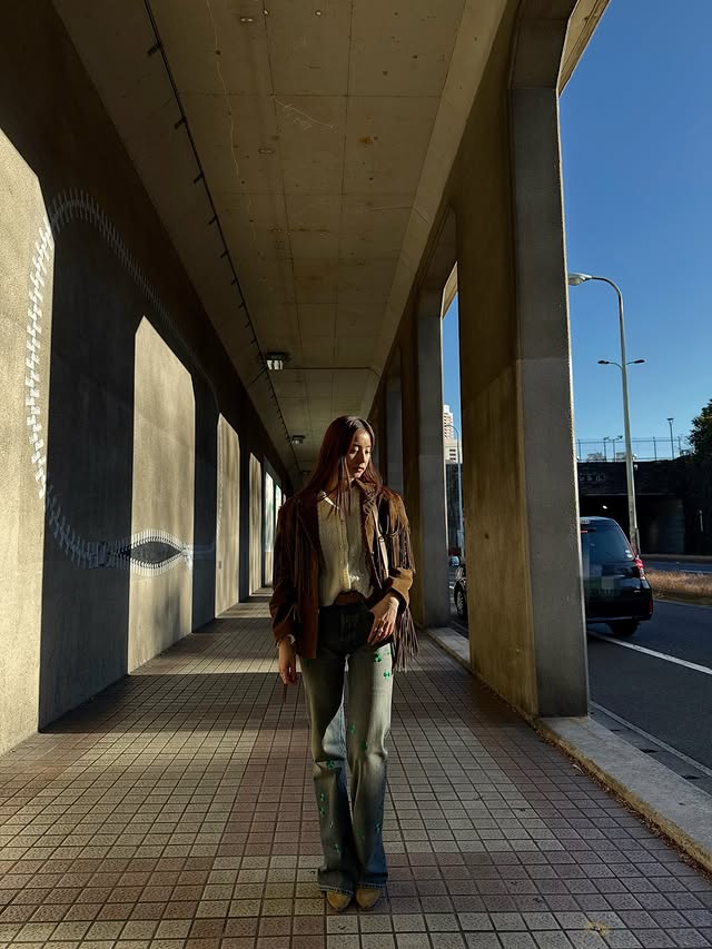 Instagram post by @yuuuuukko_ for Dior. Caption reads: ootd ♡

🍀🍀🍀

denim : @dior by....