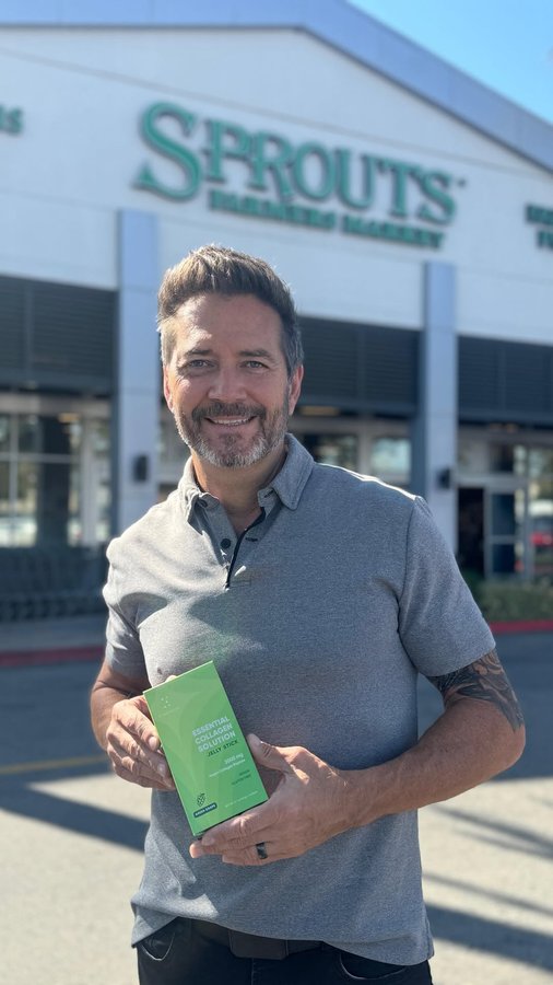 Instagram post by @itspaulclayton for EVERYDAZE. Caption reads: [...] local Sprouts! #collagenjellystick....