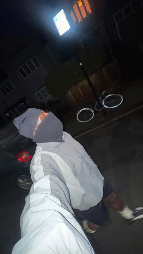 Instagram post by @tobzfitness for boohooMAN. Caption reads: [...] #foodie #fitness #activeboohooman.