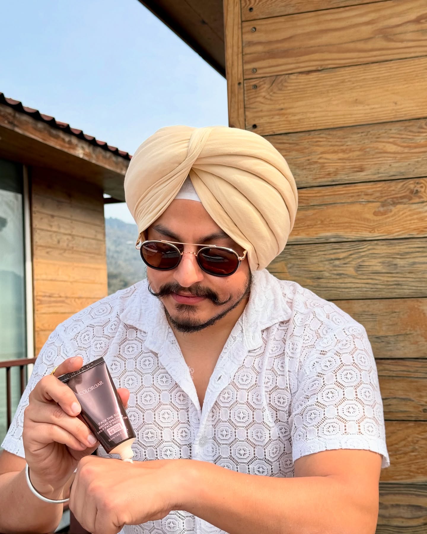 Instagram post by @gurpreet40 for Colorbar Cosmetics. Caption reads: Protect your skin while you play with colors this....