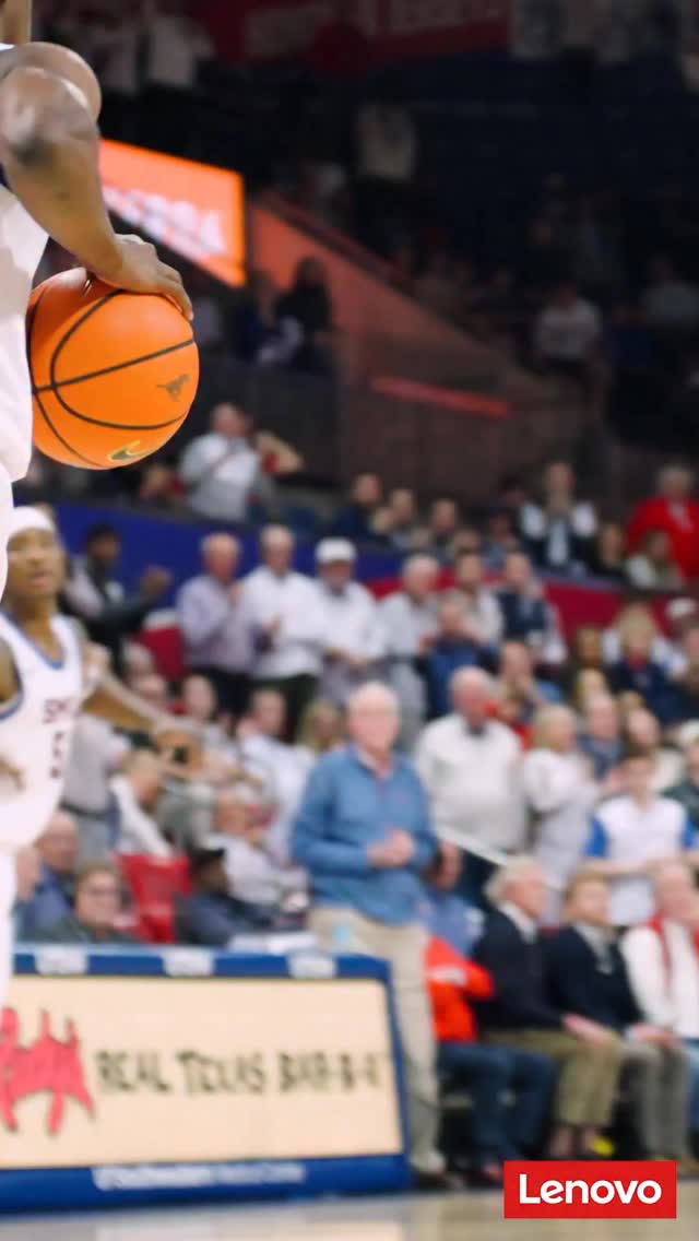 Instagram post by @jiggy.trawww for Lenovo. Caption reads: [...] win. ❌ Moment of the game presented by....