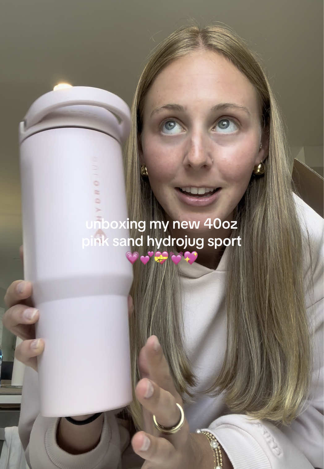 TikTok post by @mayasfavefinds for HYDROJUG. Caption reads: I’m so happy omggg 💕🩷💓💖💞 @HYDROJUG #hydrojug....