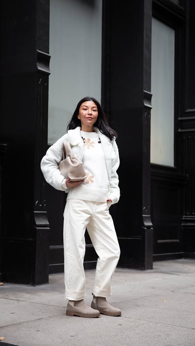 Instagram post by @suzannespiegoski for TOMS. Caption reads: [...] essential 🩶
My suede Astrid Boots from....