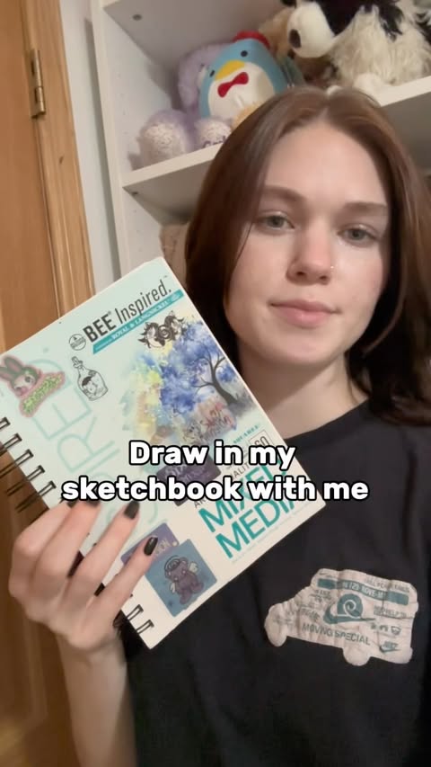 Instagram post by @salamandercreatesyt for Ohuhu Art Supplies. Caption reads: Drawing in my sketchbook using @ohuhuart acrylic....