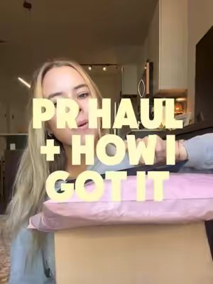 TikTok post by @hancrossan for Statusphere. Caption reads: [...] 🤭📦🌟👏🏻 @Bloom Nutrition @Lulus....