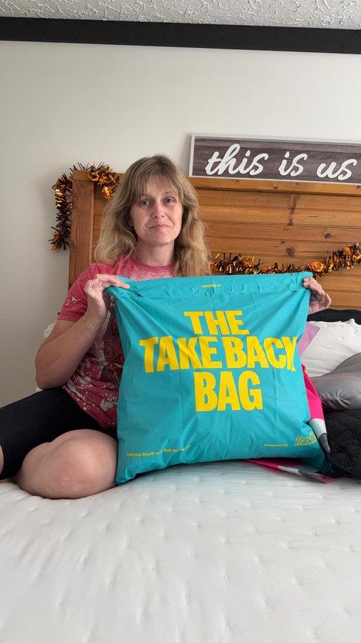 Instagram post by @madisyn_and_the3bears for Trashie. Caption reads: [...] when you shop your favorite brands with....