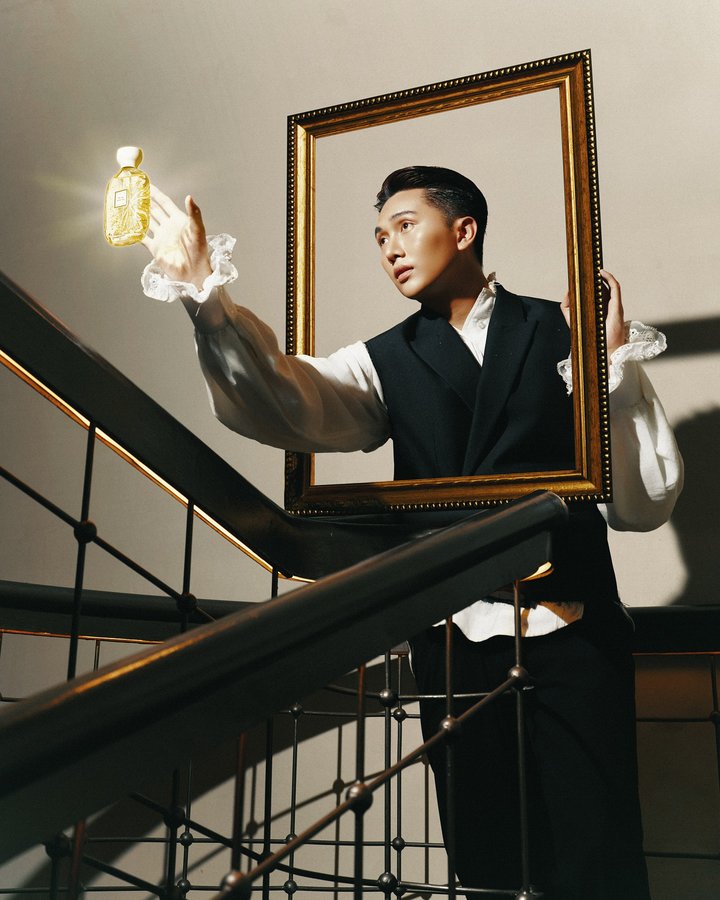 Instagram post by @duongminhdang3011 for Atelier Des Ors. Caption reads: [...] embark on this quest for happiness.....