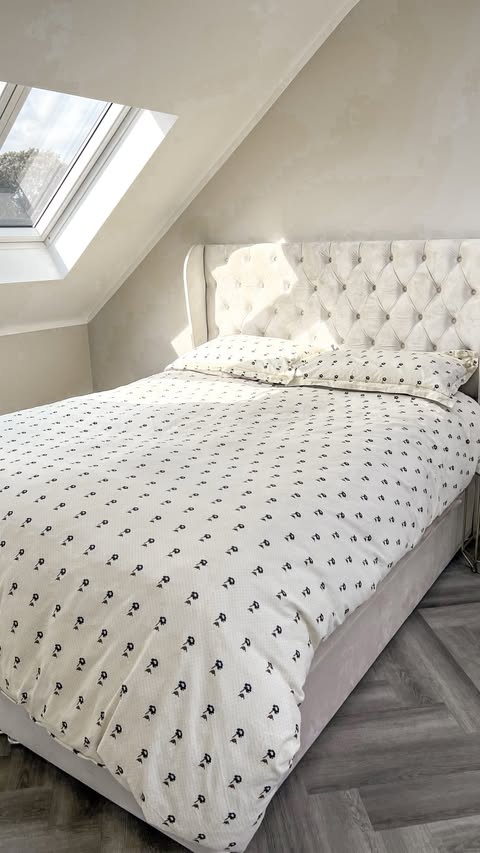 Instagram post by @my_neutral_nest for Wayfair. Caption reads: [...] and friends. 🛏️✨ This mattress from Wayfair....