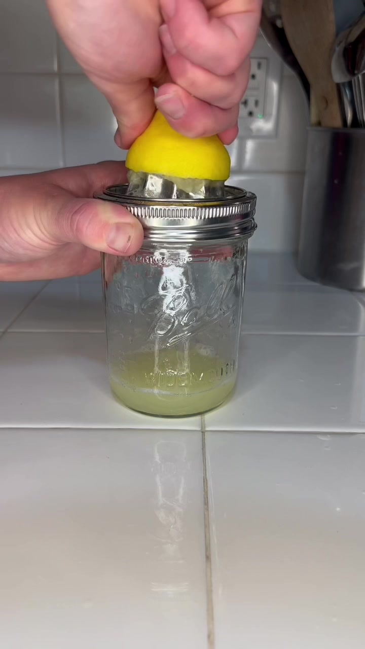 TikTok post by @katy_culver for Mason Jar Lifestyle. Caption reads: And did I mention it’s cheaper than my old juicer?....