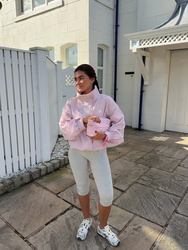 Instagram post by @demi.harveyy for MISSGUIDED. Caption reads: [...] @missguided ad.