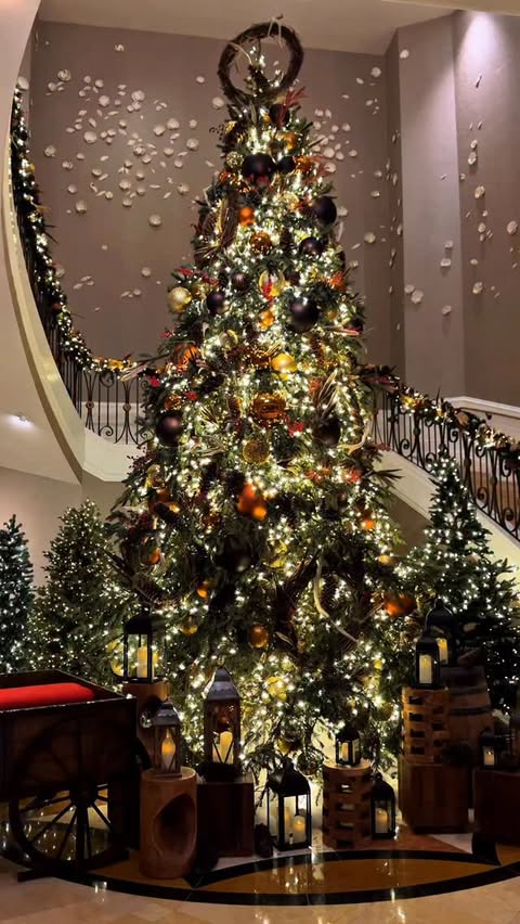 Instagram post by @lasvegastips for Four Seasons. Caption reads: Holiday afternoons, the Four Seasons way....