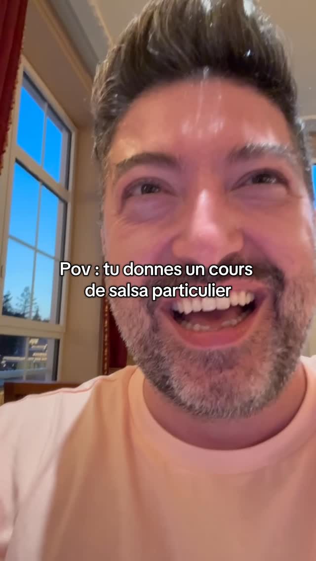 Instagram post by @lechrismarques for Disneyland Paris. Caption reads: Donald au prochain casting de @dals_tf1 ?? ( mon....