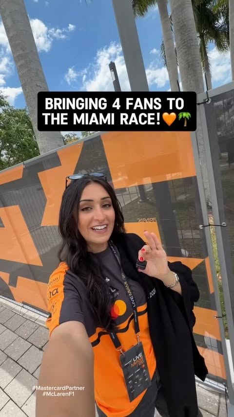 Instagram post by @christinaroki for Mastercard. Caption reads: [...] GONNA BE THE BEST WEEKEND EVERRRR🧡🧡....