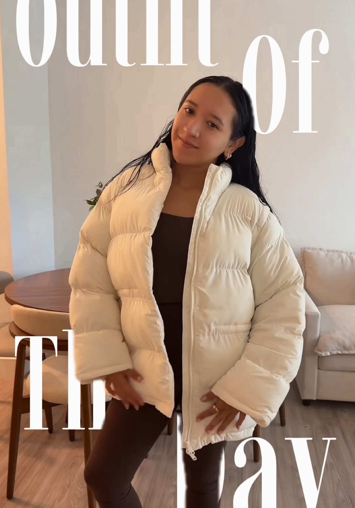 TikTok post by @nashlyvazquez for Glowmode. Caption reads: This jacket has been on repeat lately 🤍 perfect....