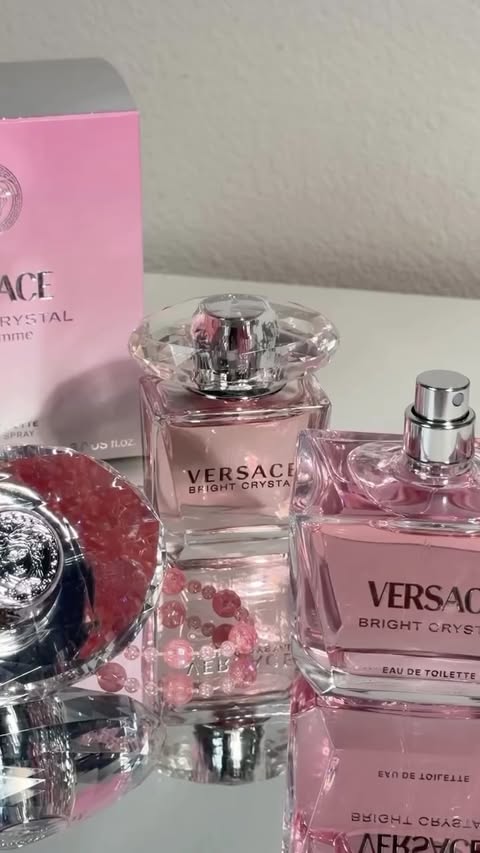 Instagram post by @oksiana.ugc for Macy's. Caption reads: [...] that never fails 💎 @versace @macys....
