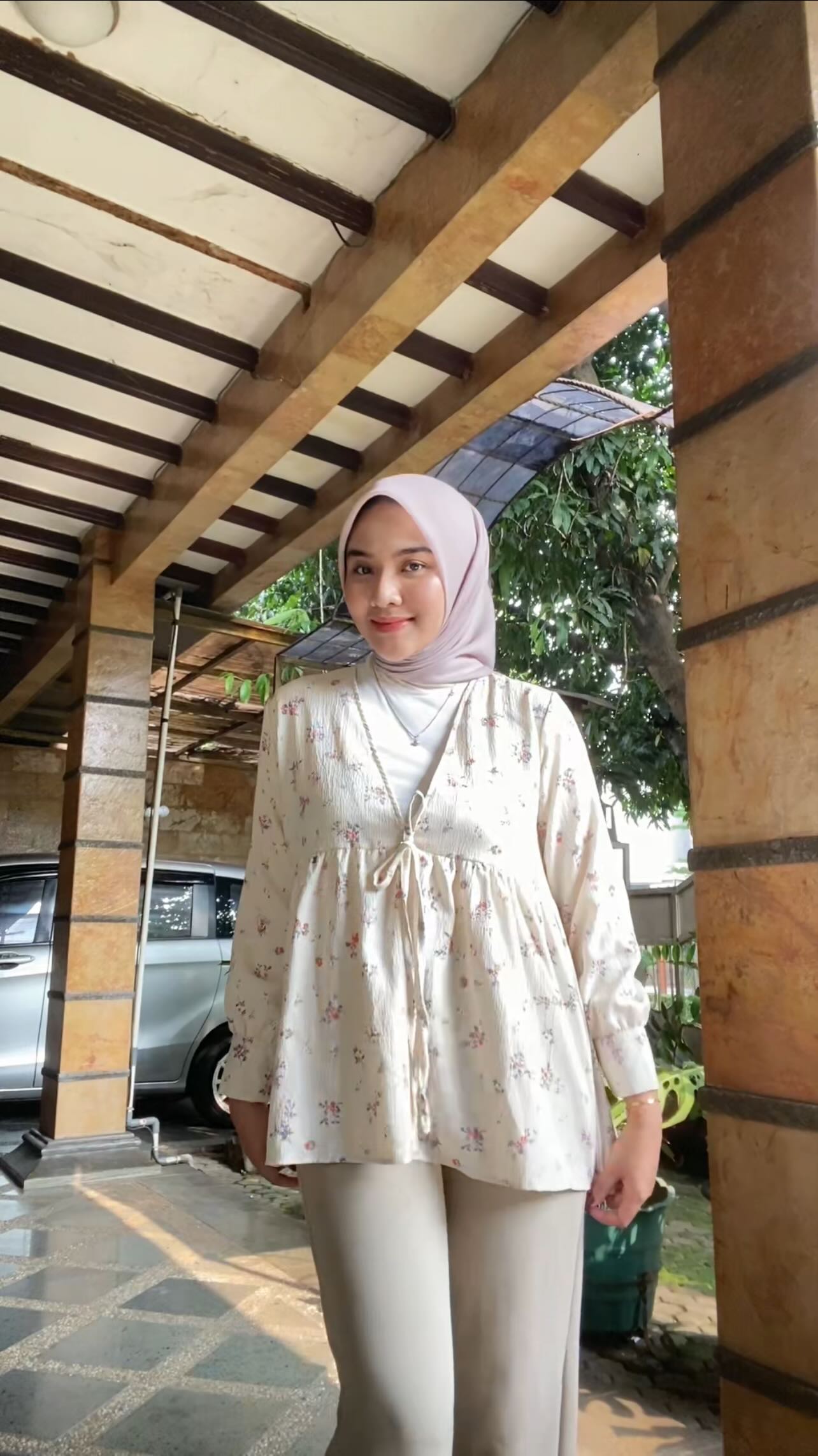 Instagram post by @kanayaad for Diri Care. Caption reads: kemarin aku coba pakai @diricare app; digital....