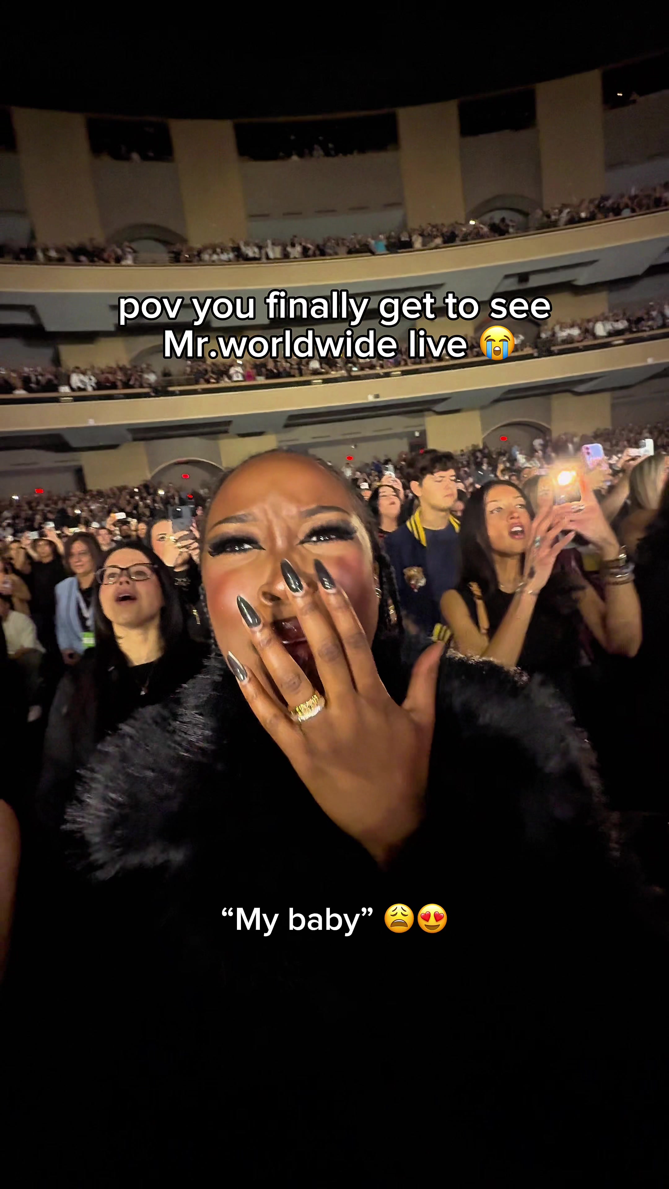 TikTok post by @yviain for SeatGeek. Caption reads: [...] my code “NIA10” for 10% off tickets....