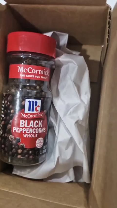 Instagram post by @stardiamond_67 for BzzAgent. Caption reads: @bzzagent I really loved this black pepper! [...].