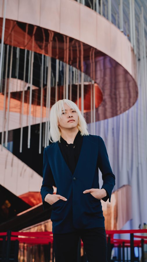 Instagram post by @d_japanese for LVMH. Caption reads: LVMH 大阪・関西万博 #EXPO2025 Pavilion France 🇫🇷 [...].