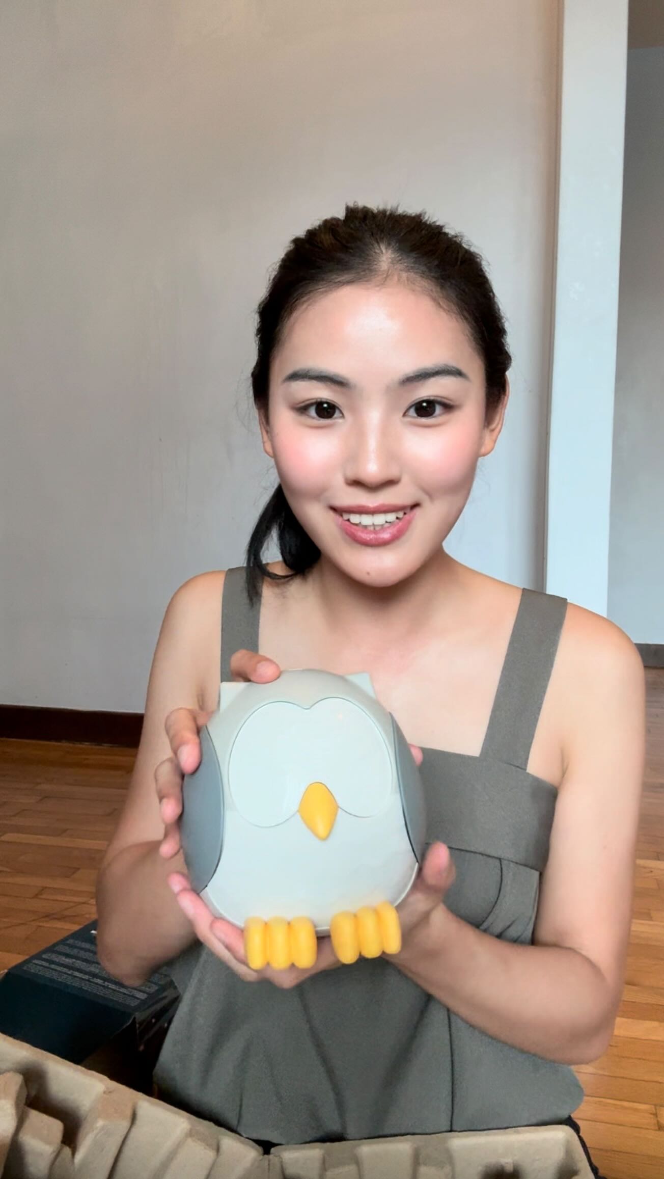 Instagram post by @angelchongyk for Young Living. Caption reads: I usually just use essential oils with a diffuser....